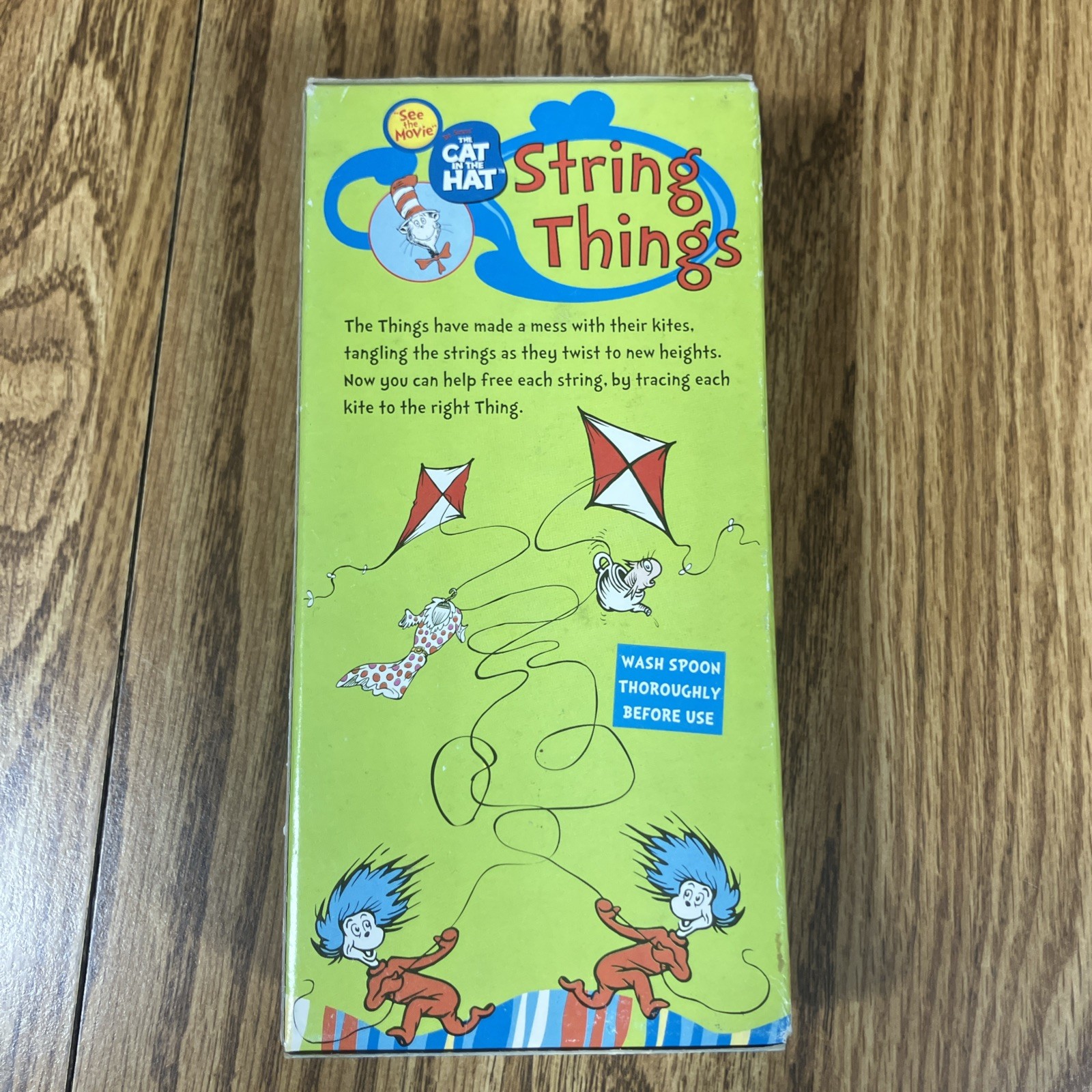 Kraft Macaroni & Cheese Dr. Seuss Cat in the Hat Book Spoon Toy NIP 2003