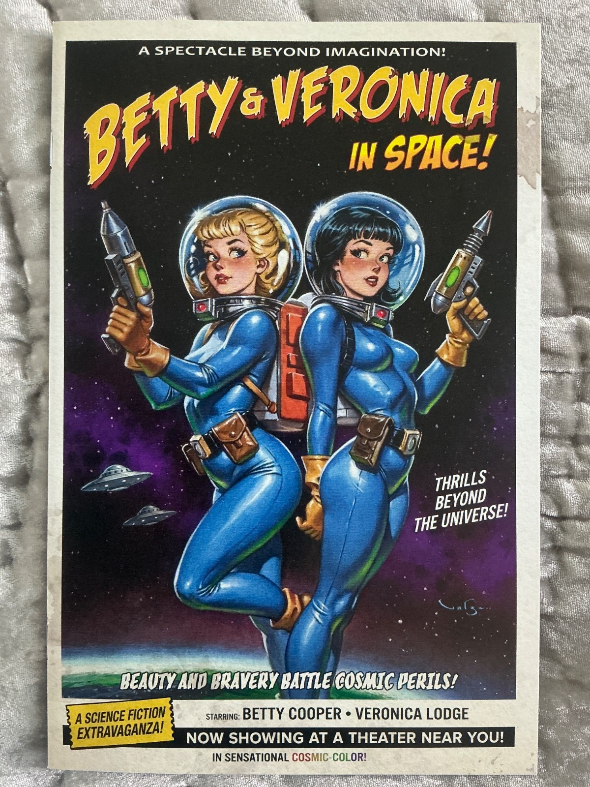 ARCHIE MOVIE MANIA #1 BETTY & VERONICA IN SPACE CARLOS VALENZUELA VARIANT 2026