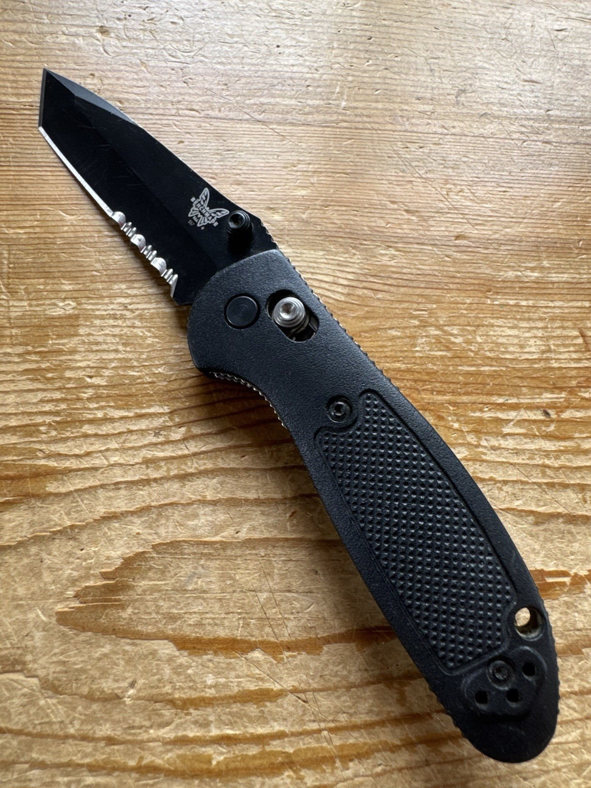Benchmade Mini Griptilian 557 Tanto Combo Edge Black