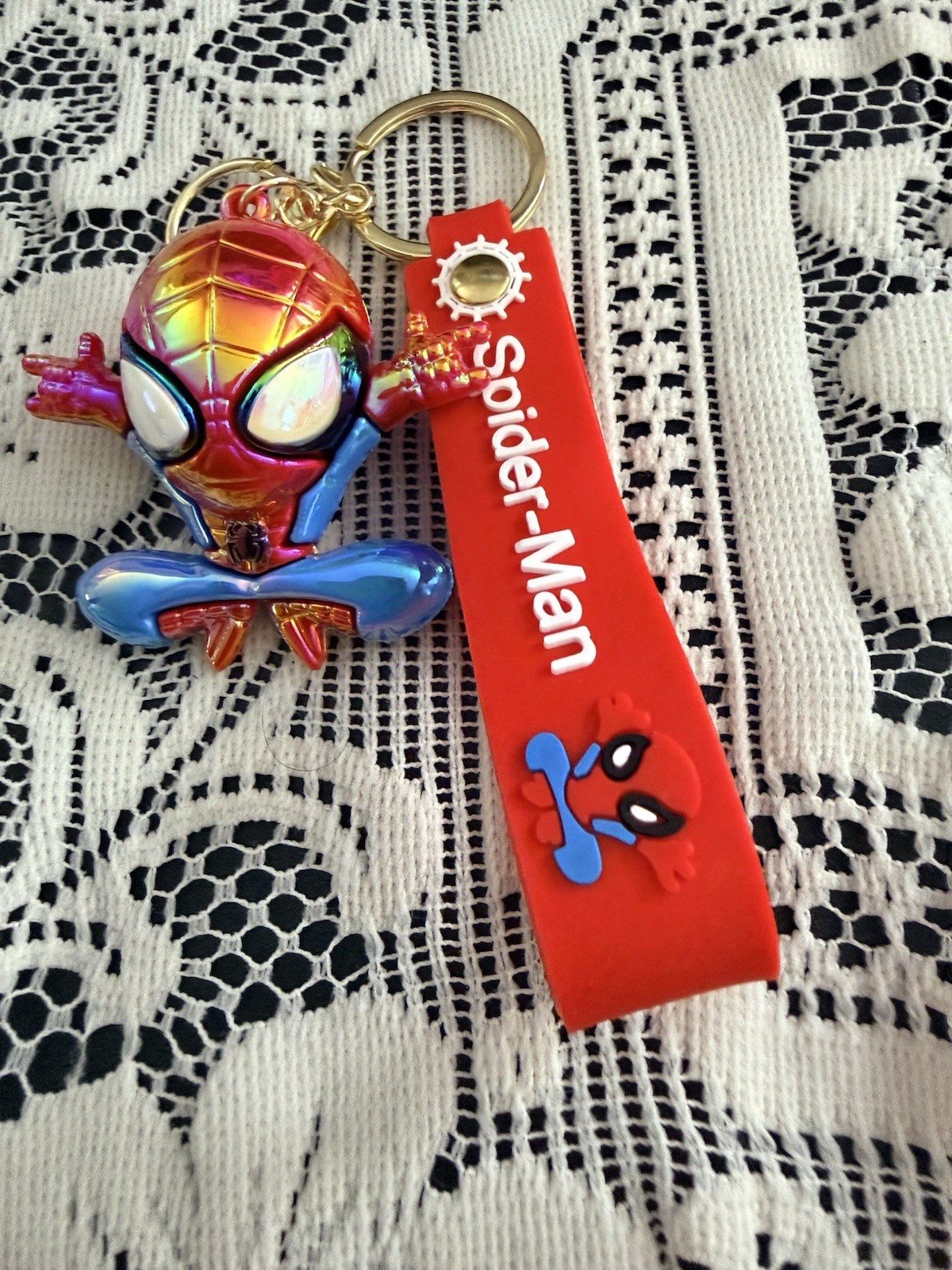 Spider-Man Ready For Action Iridescent Rubber & Metal Keychain Marvel