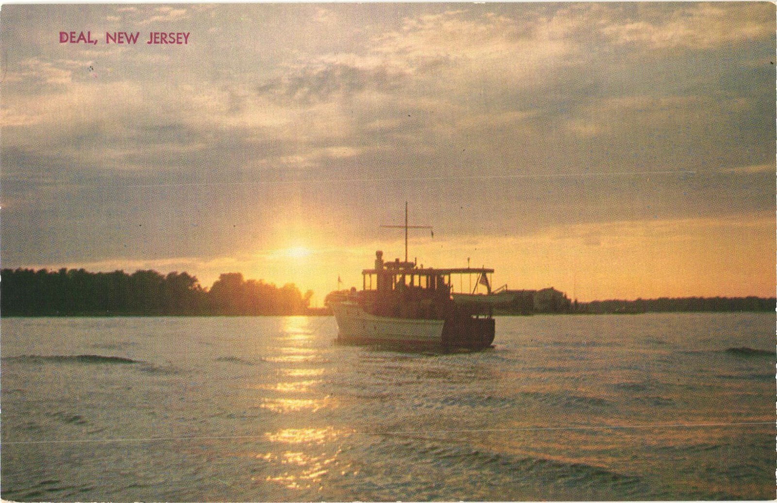 Deal New Jersey Boat at Sundown Chrome Postcard Parlin Color Photo Co Unused