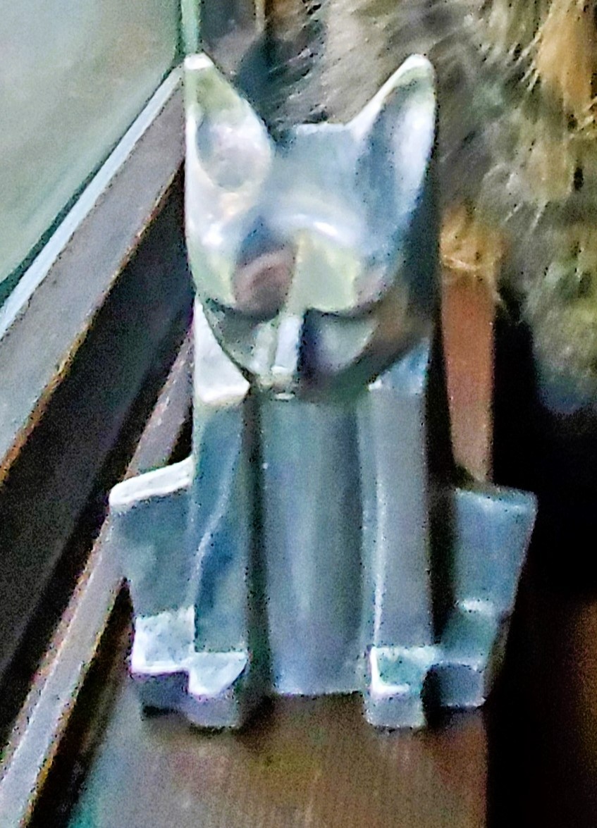 RARE CHRIS PETERSEN ALUMINUM SITTING CAT SCULPTURE 1976 SIGNED~ FREE SHIPPING