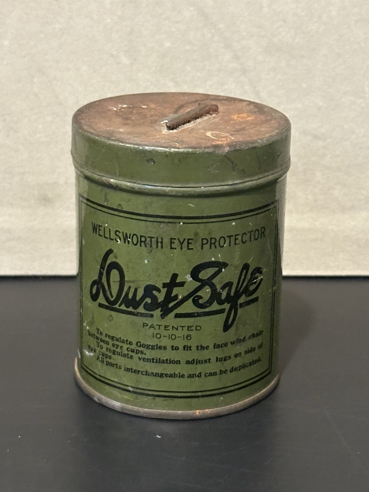 Vintage Wellsworth Dust Safe Original Can Only