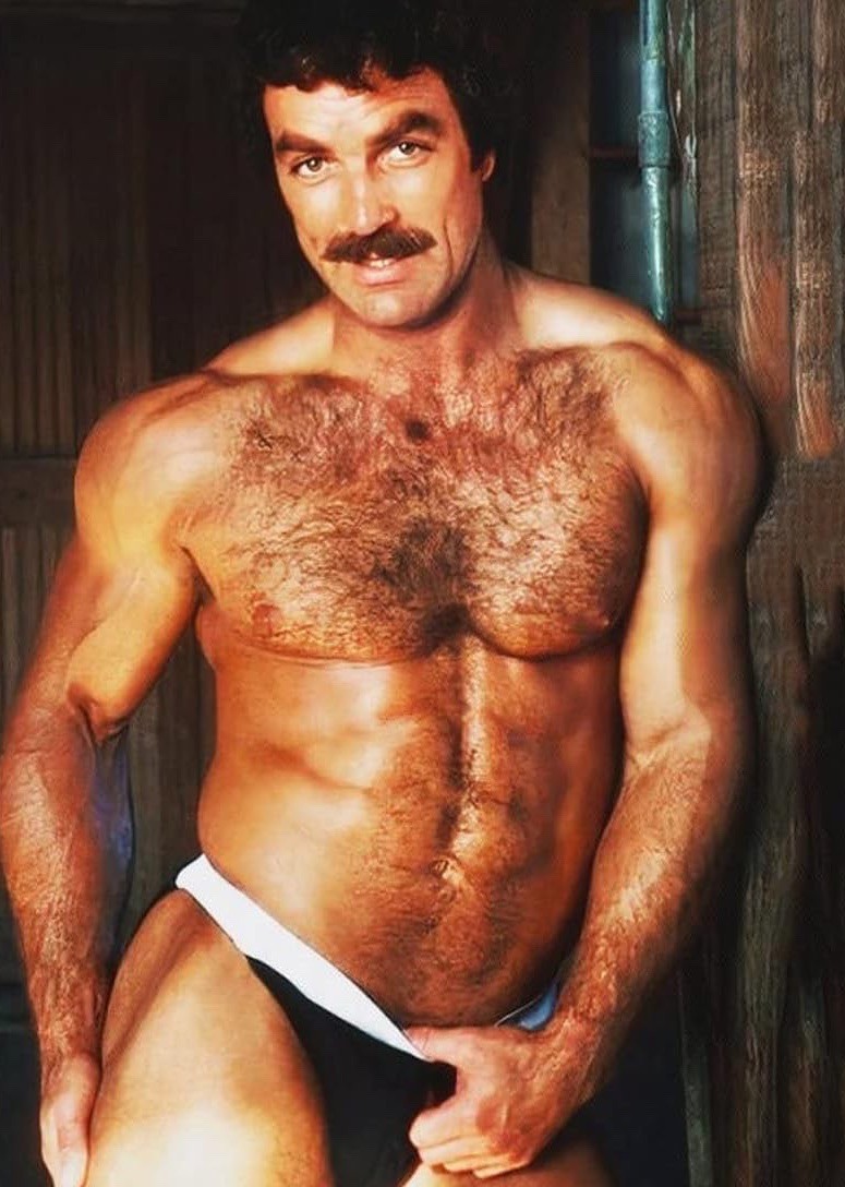 TOM SELLECK IN “sexy” Photo8.5×11 Reprint