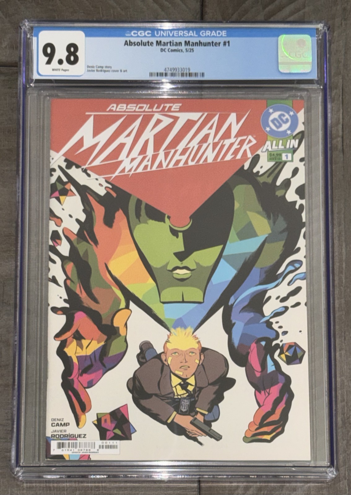 Absolute Martian Manhunter First Printing Cover A CGC 9.8 IN STOCK