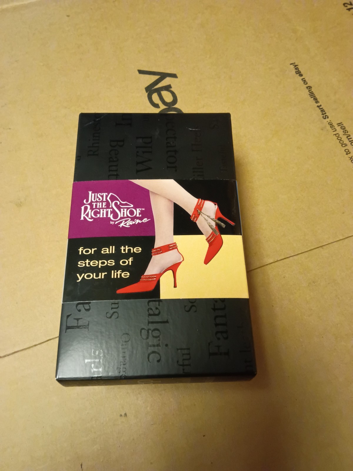 NIB Just The Right Shoe by Raine “Marie Antoinette” #405. 25391