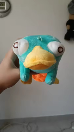 Disney Phineas and Ferb 9″ Plush Figure Perry the Platypus NWT