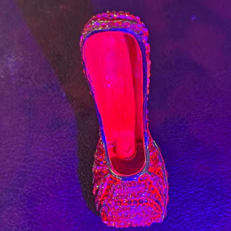 Silver tone Pink crystal high heel shoe trinket box with lift off lid