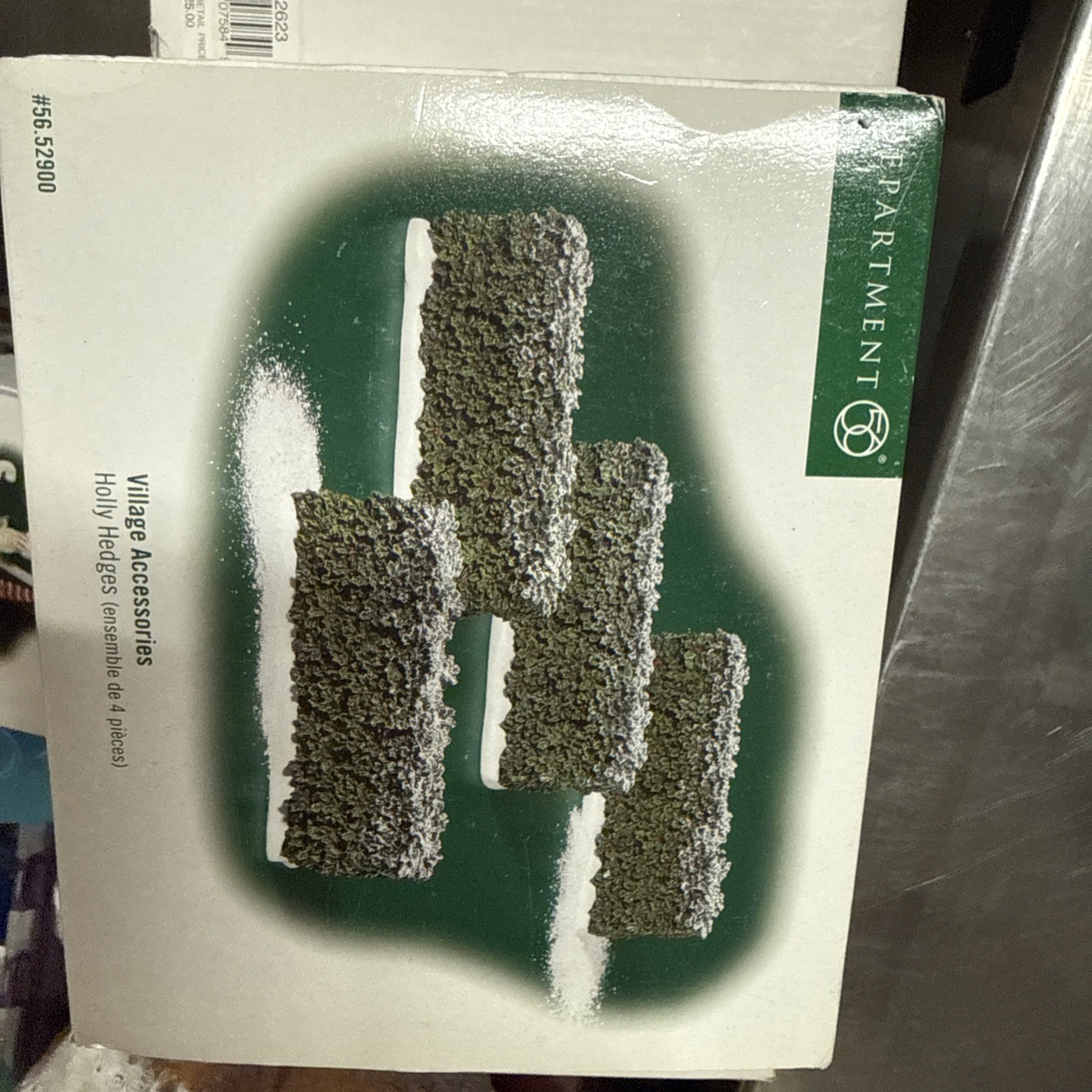 4 Boxes Dept. 56 Village Access. Holly Hedges Set of 4 Snow Covered Fence 52900