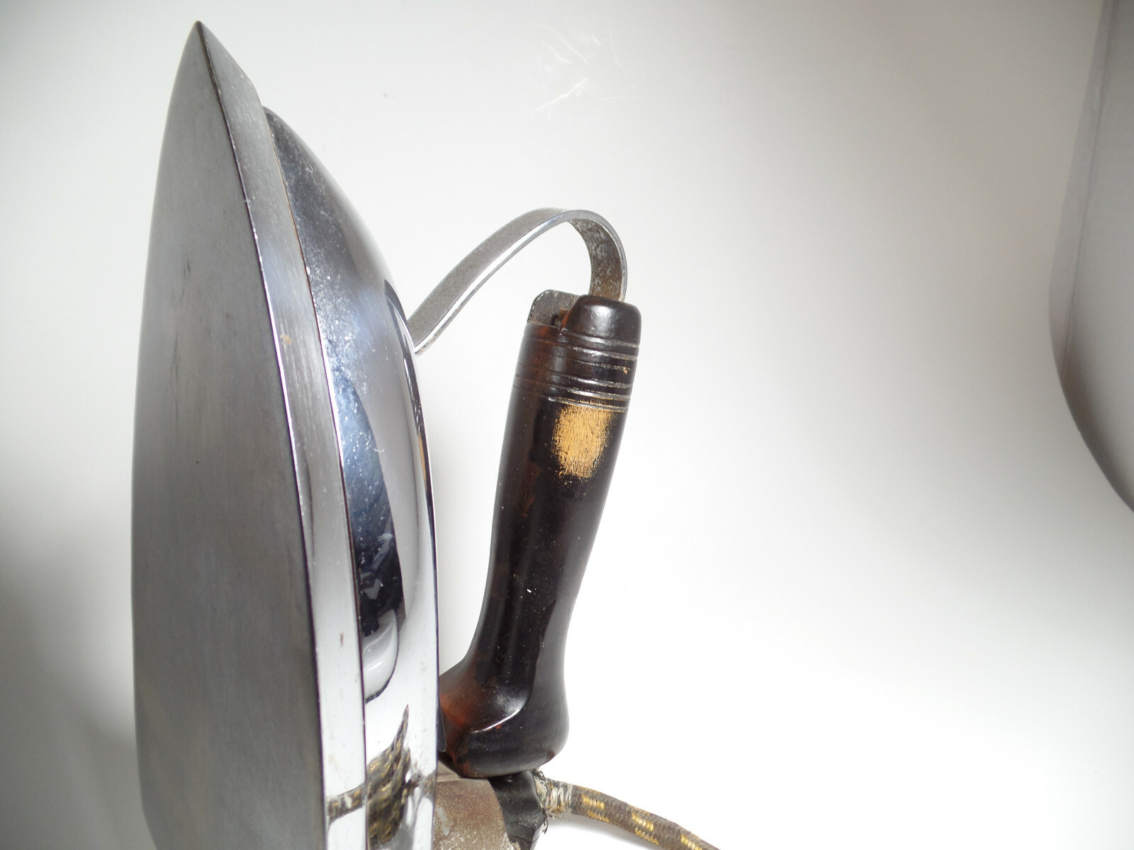 Westinghouse LT-4 Electric Iron U.S.A. Vintage 1930s 5.54 Pounds