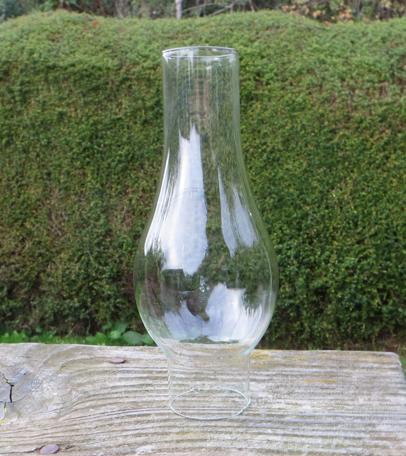 No 8 Short Bulge Slip Glass Oil Lamp Chimney / Funnel 44mm 1 3/4″ fit, Unbranded