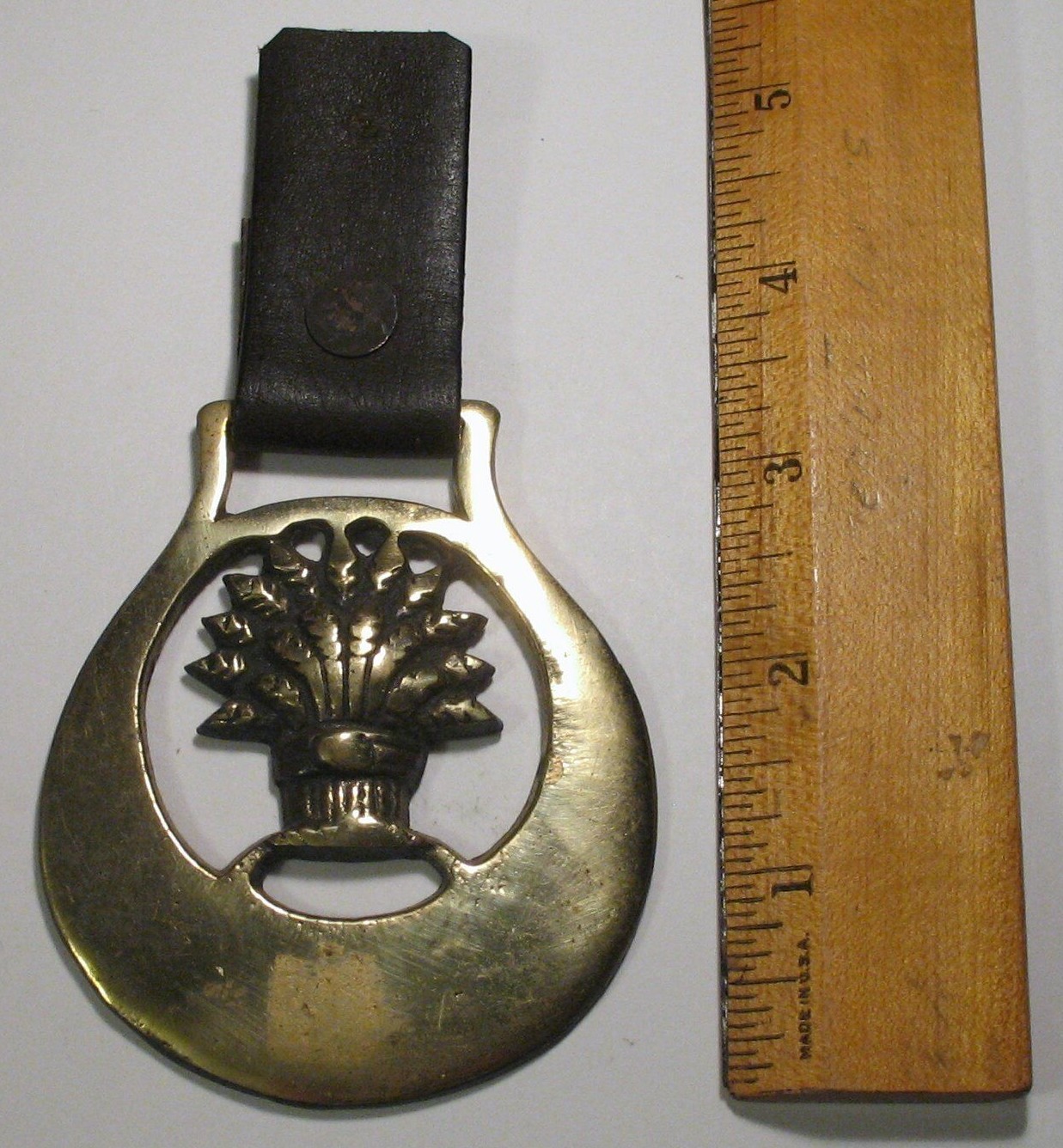 Fox Hunt Hunting Leather With Brass Wheat Bundle Medallion Hanging