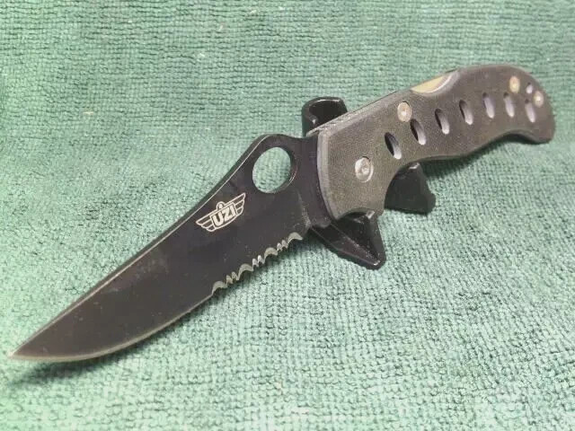 LOT of 2 POCKET KNIVES UZI ONE GREEN w/STONE WASHED TANTO & BLACK G10 HANDLES