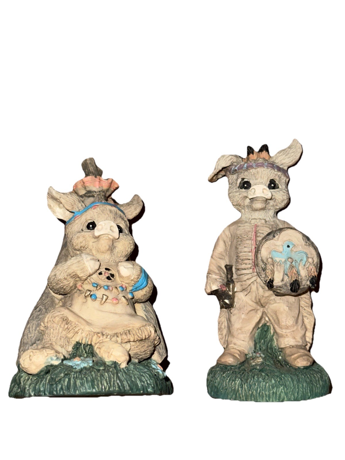 Vintage Native American Pig Figurines – 2 Set Pieces