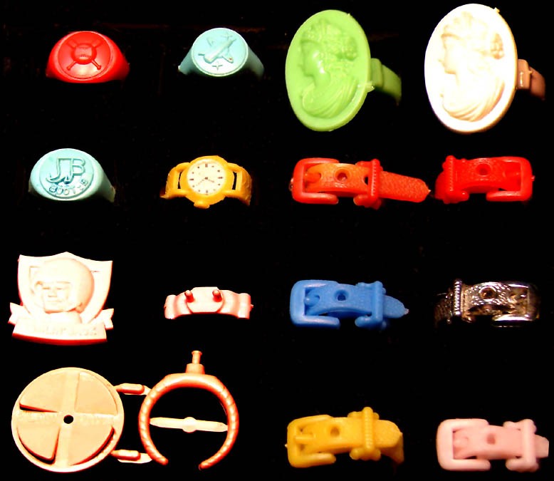 (15) COLORFUL 1960s – 1970s CRACKER JACK POP CORN CONFECTION PRIZE TOY RINGS