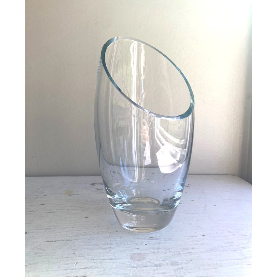 11 in Asymmetrical Flower Vase Modernist Blown Clear Glass Post Modern Craft