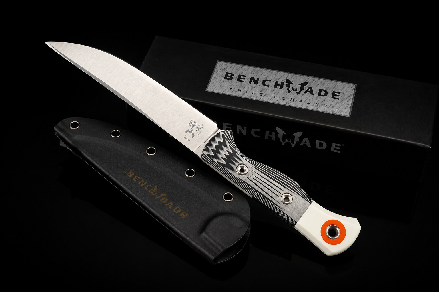 Benchmade 15500 Meatcrafter CPM-154 Carbon Fiber Handle Fixed Blade Knife
