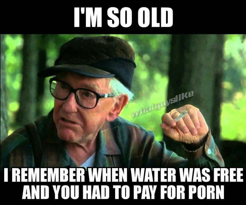 I’M SO OLD FUNNY MEME Magnet, Decal, Poster, Glossy Metal Sign