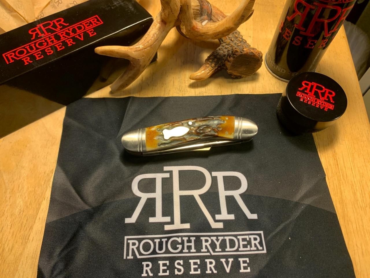 Rough Ryder Reserve Brown Jig Bone Sowbelly Stockman 3 7/8″ Pocketknife RRR026CB