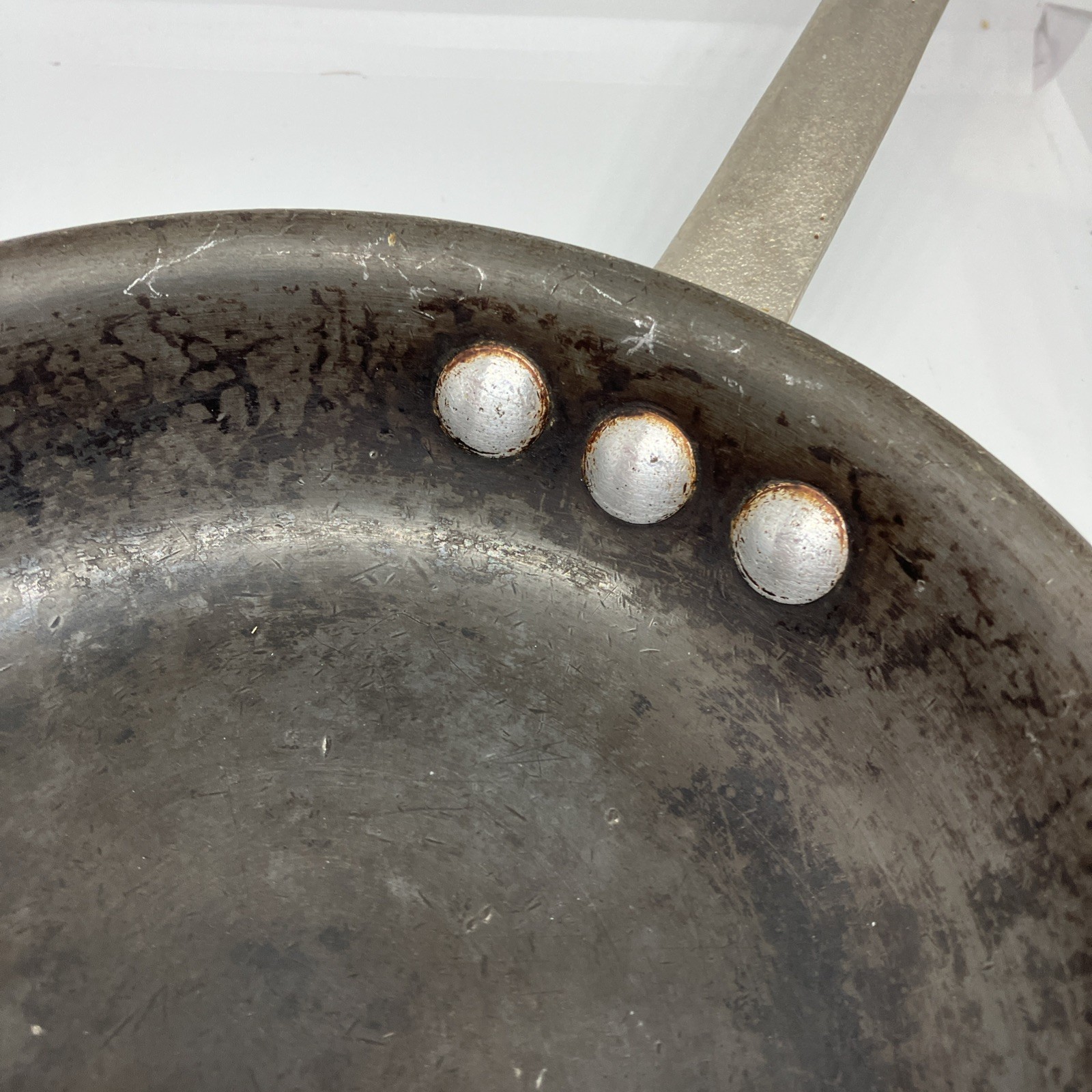 Lot of Two Vtg. Calphalon Commercial Cookware Anodized Frying Pans 7.5″ Skillets