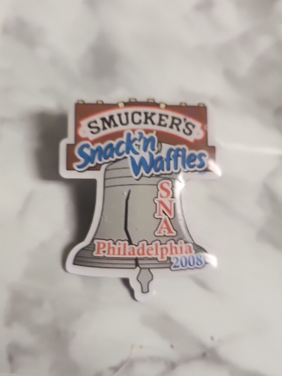 2008 Smuckers Liberty Bell Snack N Waffles Lapel Pin Hat Lanyard Pins Tie Tack