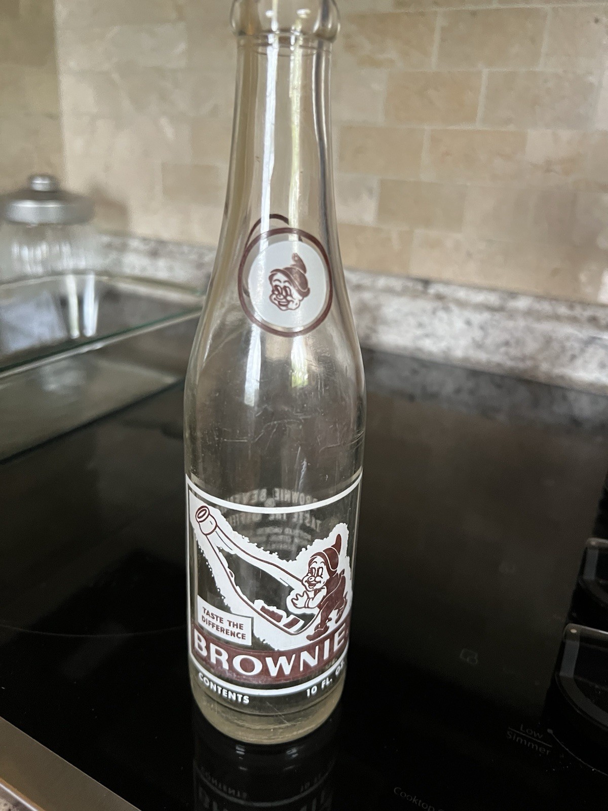 Vintage Brownie Bottle 10 Fl. Oz. No chips