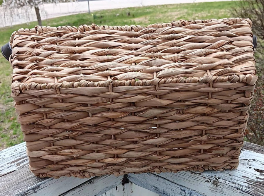 Brown/Tan Wicker Basket with Leather Handles. 14×8.5 inches