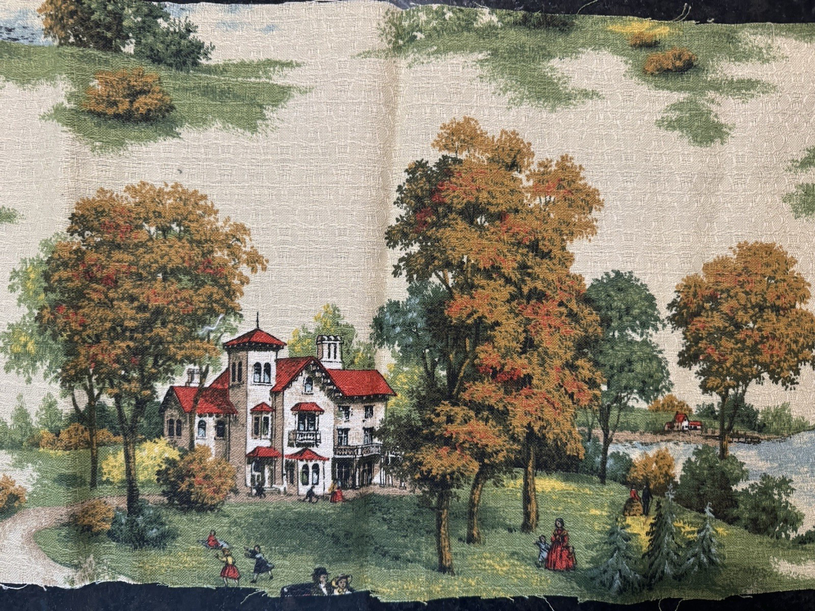 VINTAGE SCENIC BARKCLOTH VIBRANT COLORS HOUSE ON LAKE FALL TREES 46″ x 12