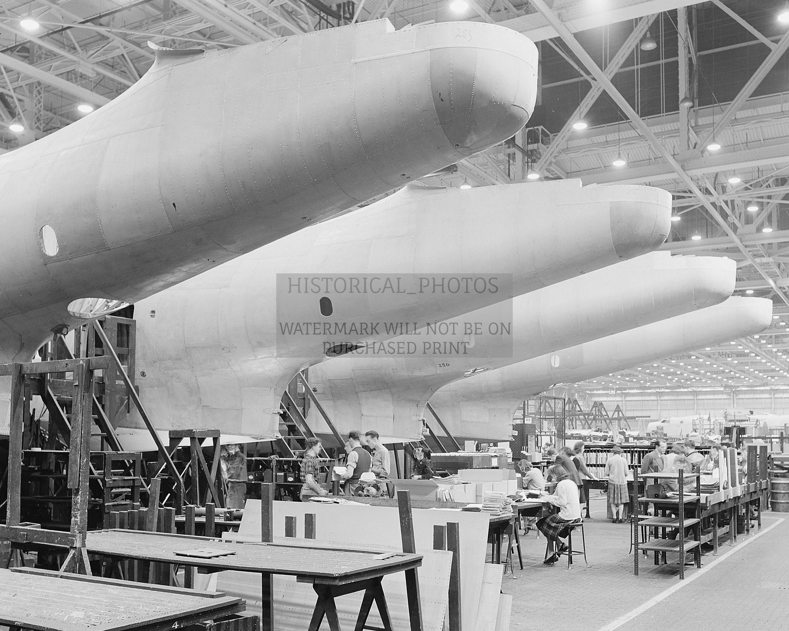 B-24 LIBERATOR BOMBER FUSELAGES ASSEMBLY BALTIMORE MD 1940S 8X10 PHOTO