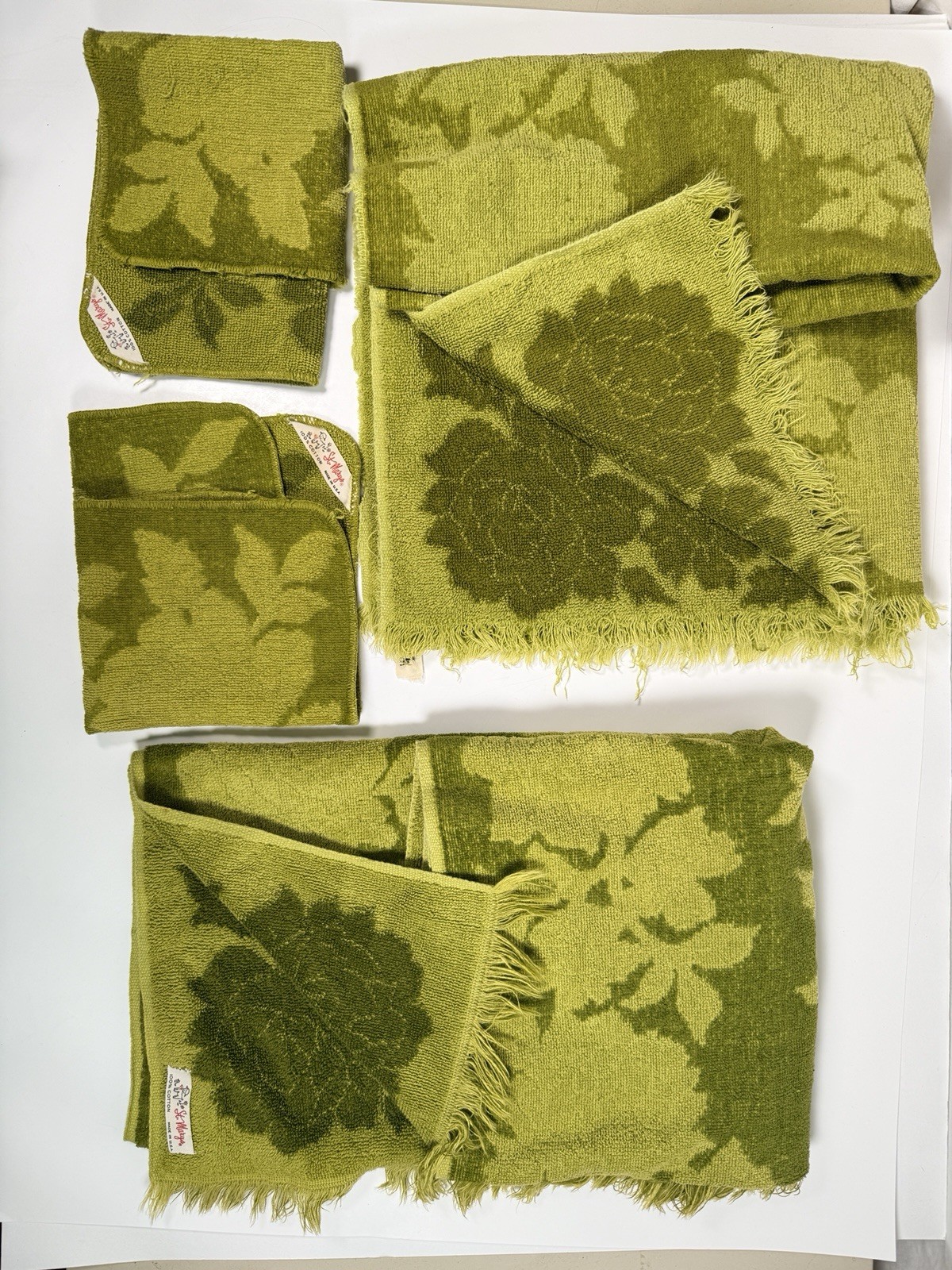 Vtg Set of 4 St Marys Bath Towel & Washcloth Avocado Green MCM floral USA Cotton