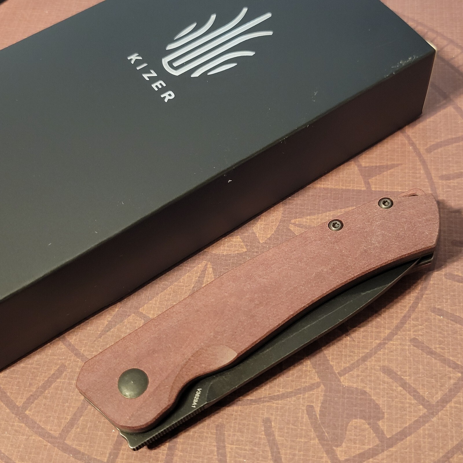 KIZER Assassin Agressor Knife Tactical Liner Lock Richlite Handles 154CM Steel