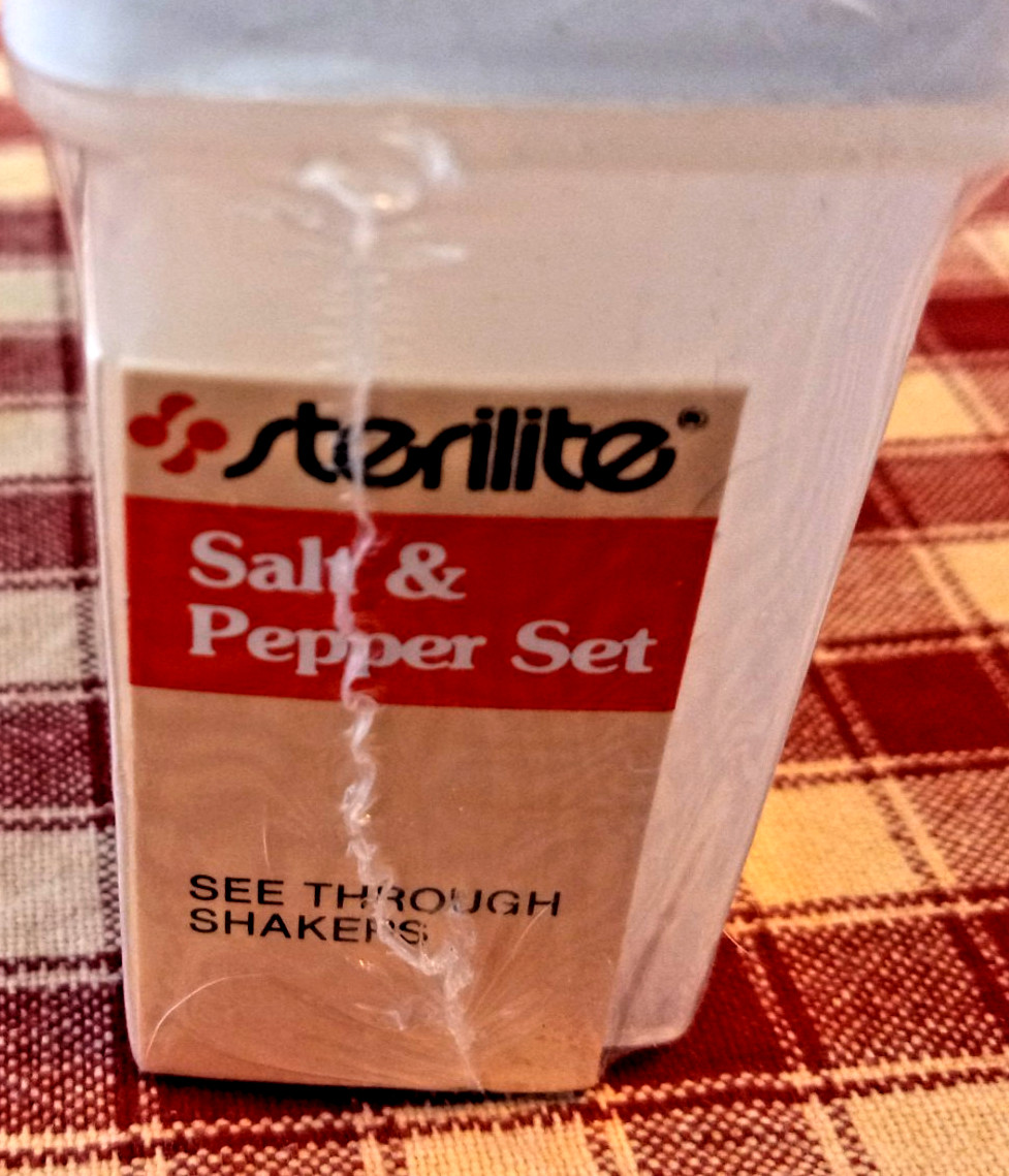 Vintage Sterilite Salt & Pepper Set NOS Made in USA Clear with White Top 3.25″