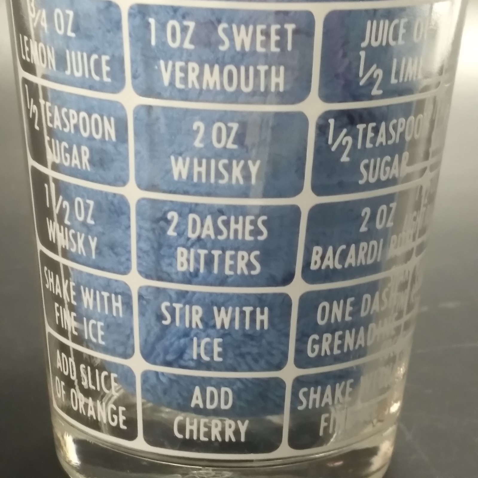 Federal Glass Co. Recipe Glass Mixed Drinks & Cocktails Measurer Mixer 16 oz 6″