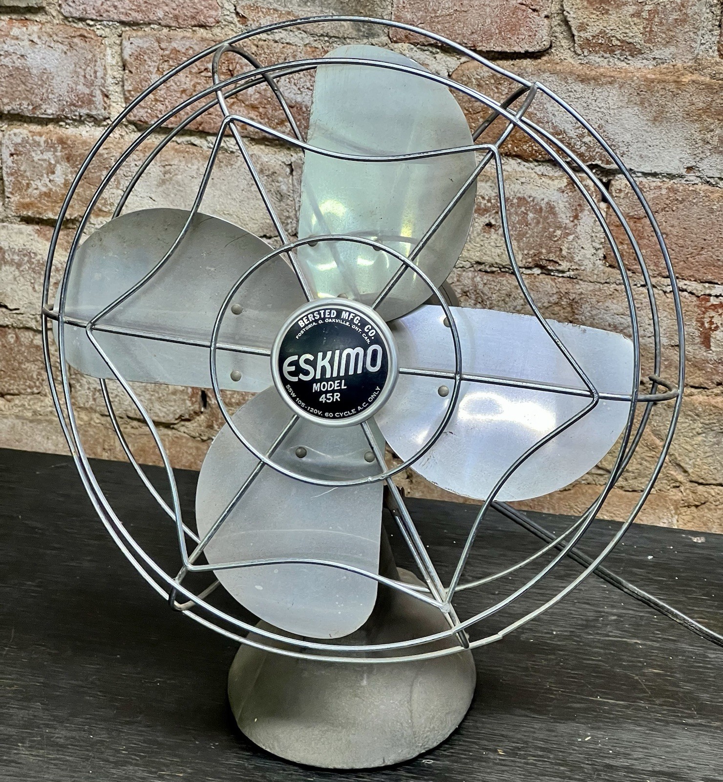 Vintage Bersted Mfg. Co. ESKIMO Model 45R 14” Three Speed Desk Table Fan Working