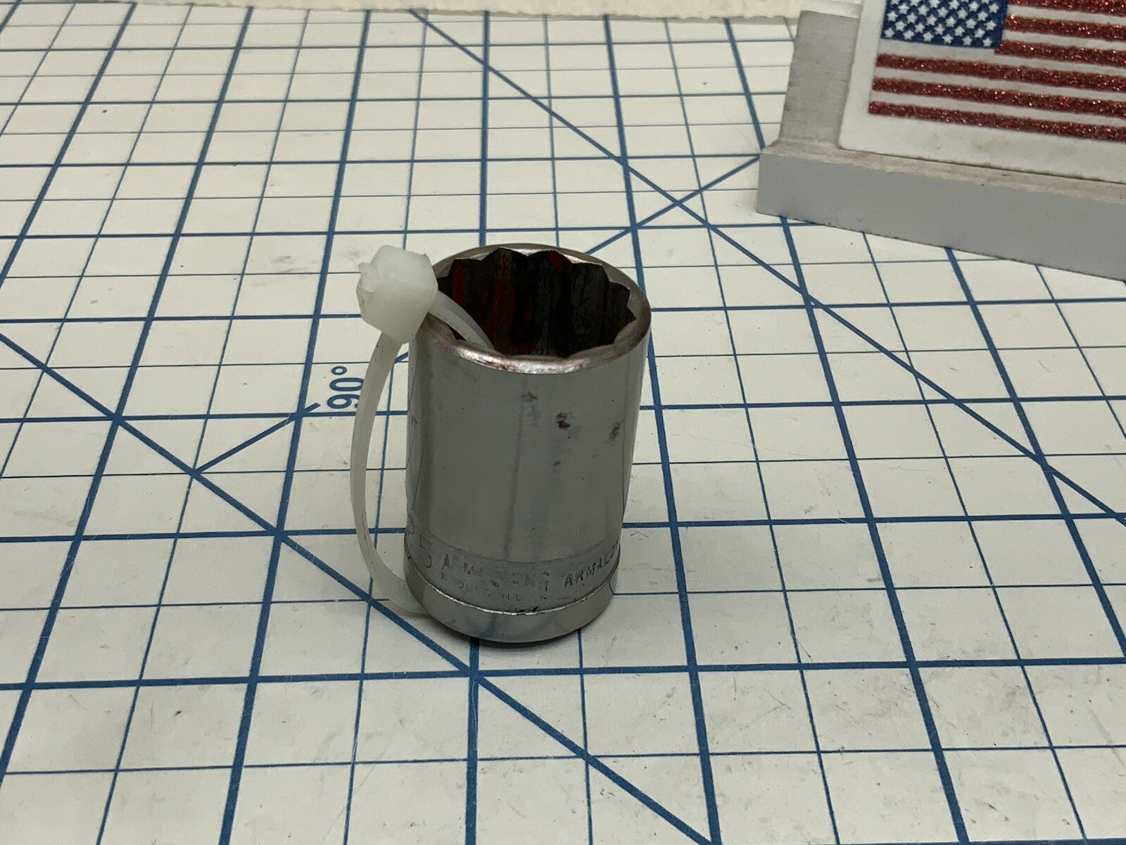 Armstrong ST-1225, 1/2 drive 12pt SAE Socket, size 25/32in., USA Made white tag