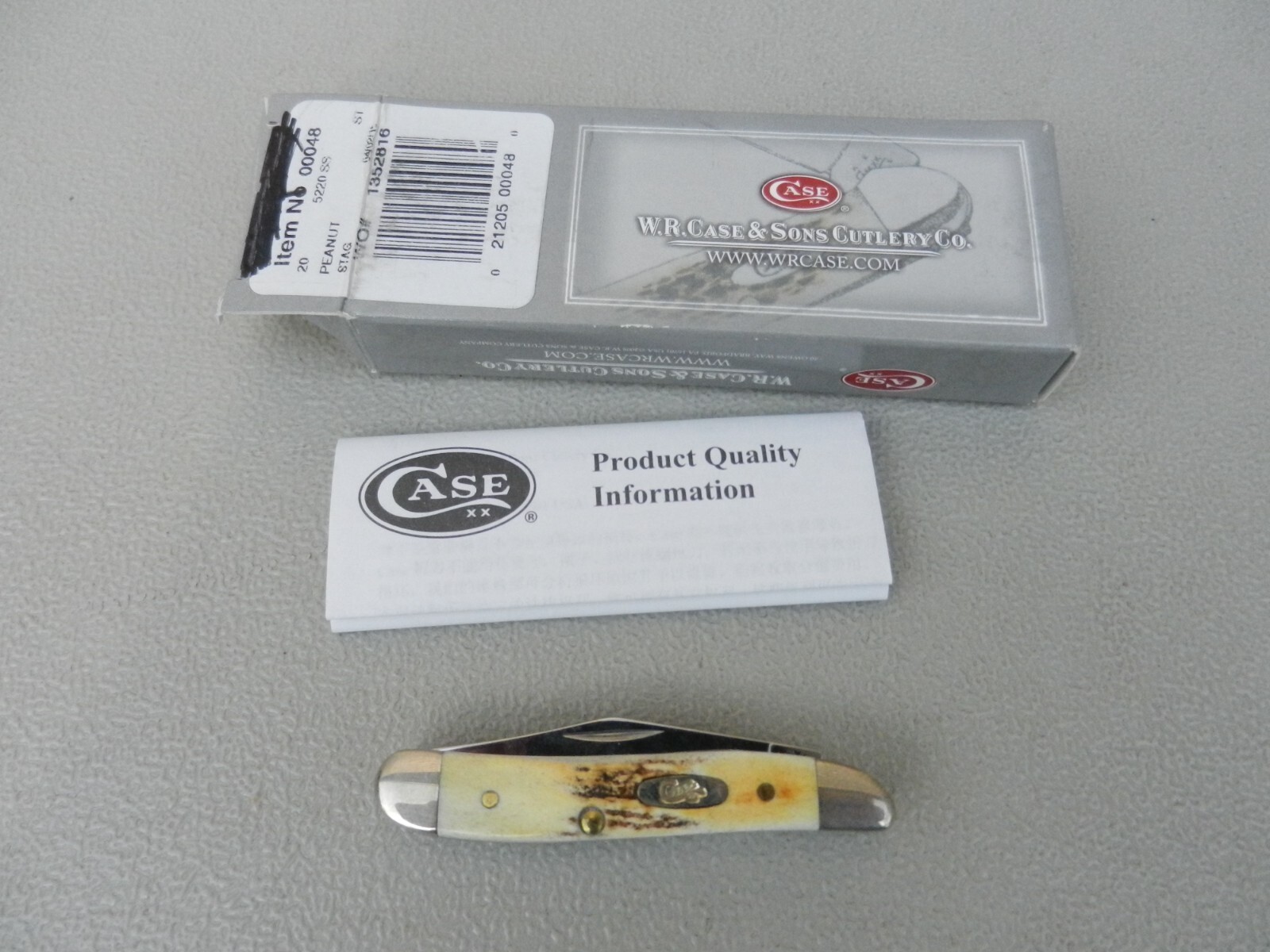 NIB 2015 Case XX 5220 SS Stag Peanut Pocket Knife W/ Box Paperwork 2 3/4″ Long
