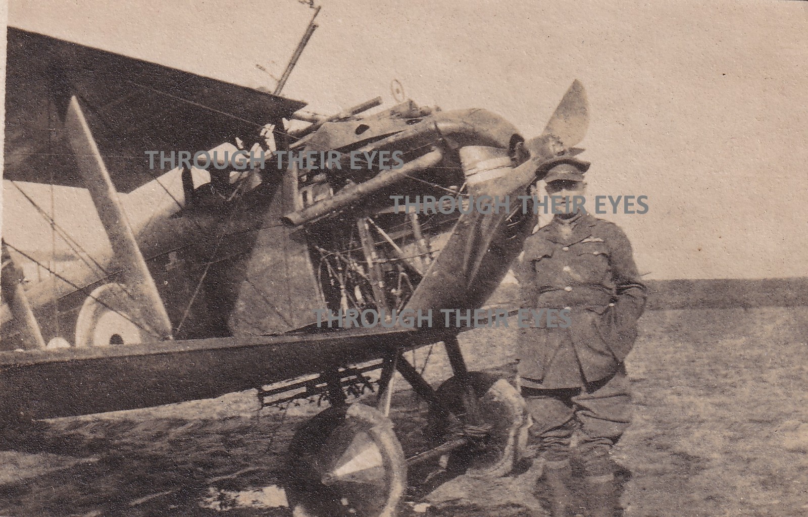 Original WW1 photo of RAF 23 Squadron Sopwith Dolphin & pilot 1918