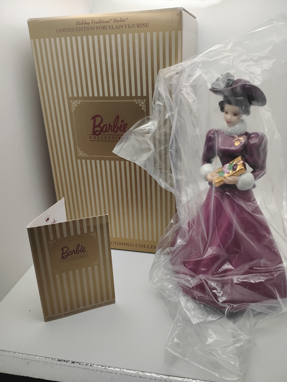 1996 Hallmark Holiday Traditions Barbie limited ed Porcelain Figurine New in Box