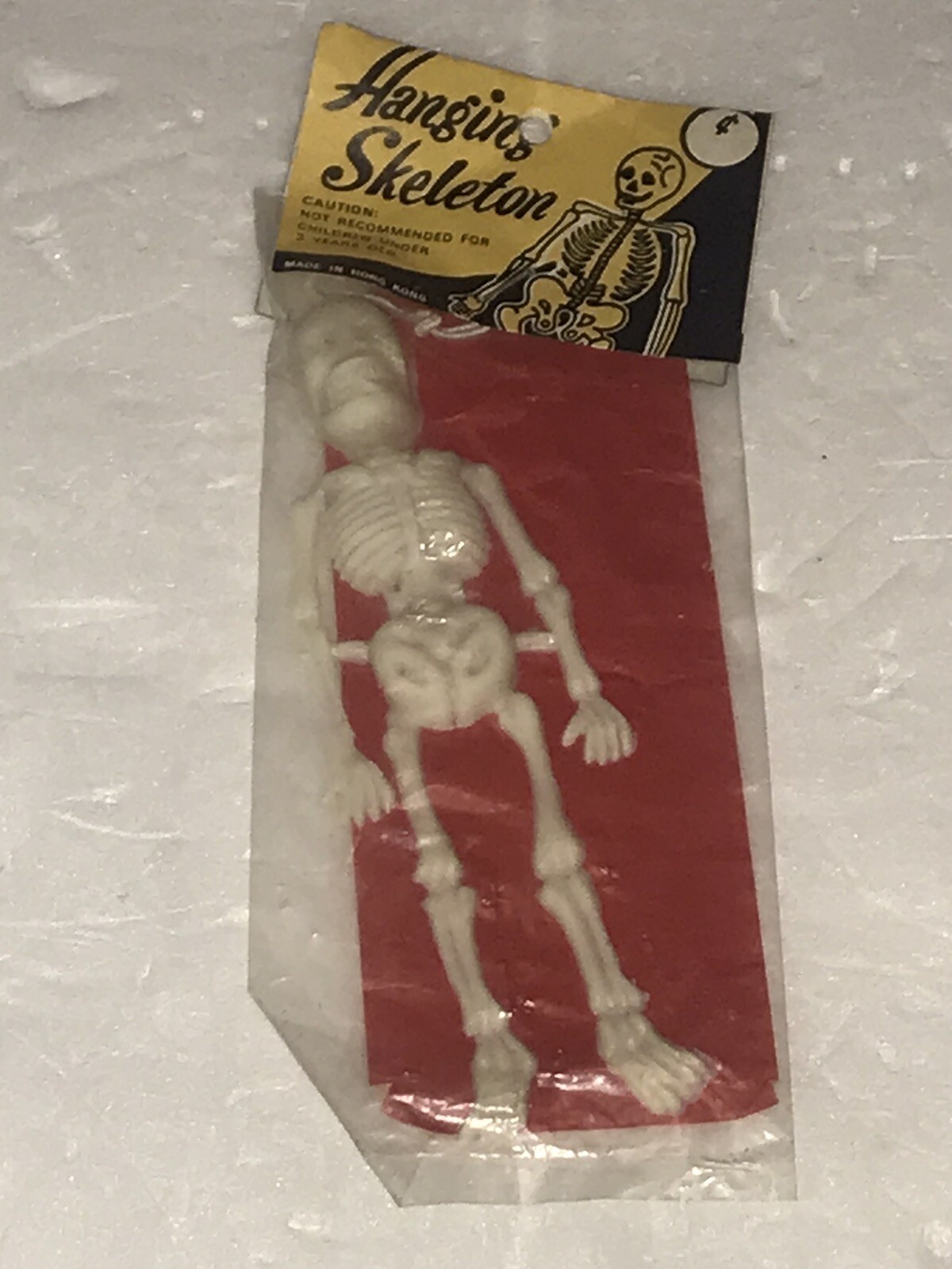 VINTAGE HALLOWEEN HANGING SKELETON TOY NEW NOS HONG KONG DIME STORE 60s 70s