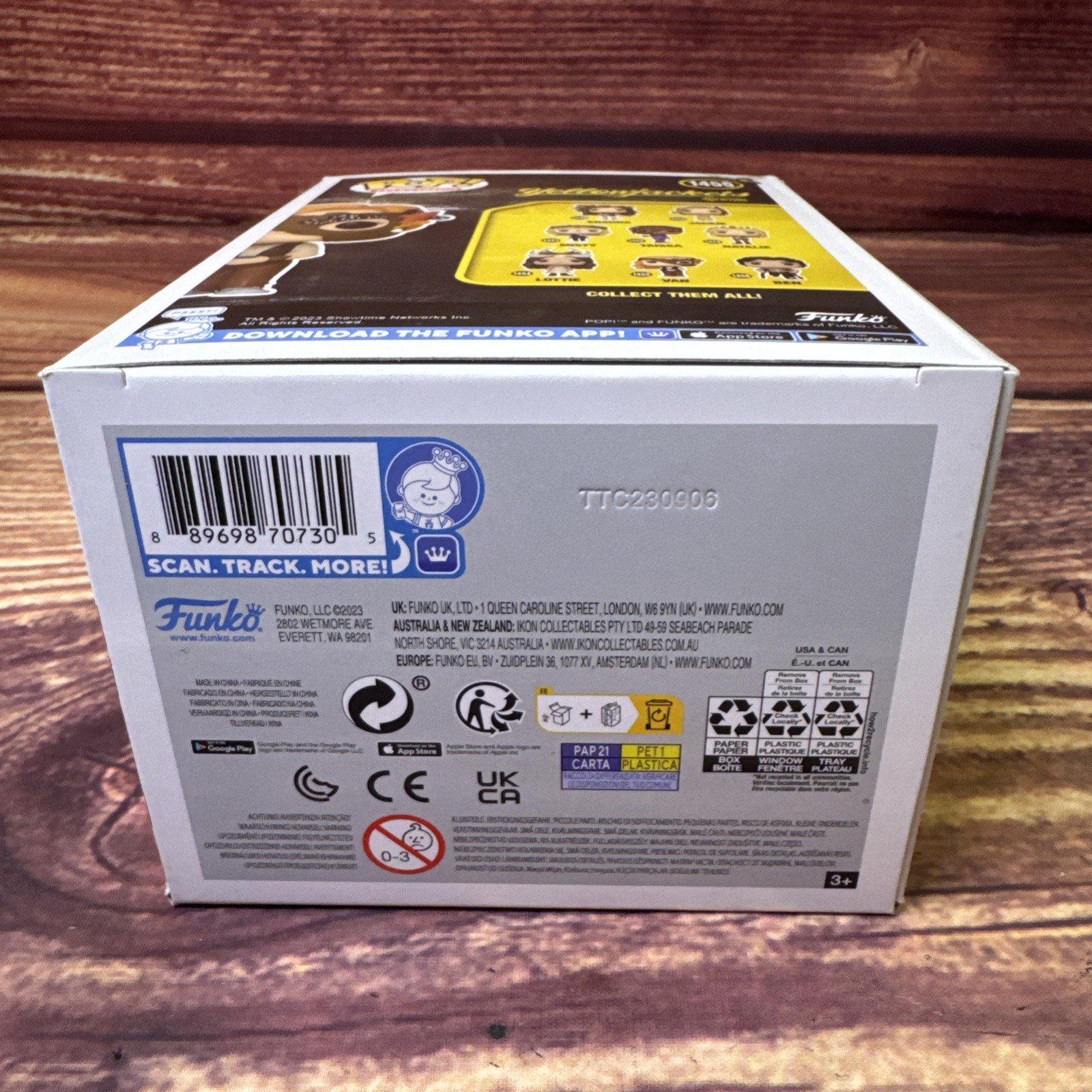 Funko Pop! Television: Yellowjackets – Van #1455 – Box Wear – W/Protector