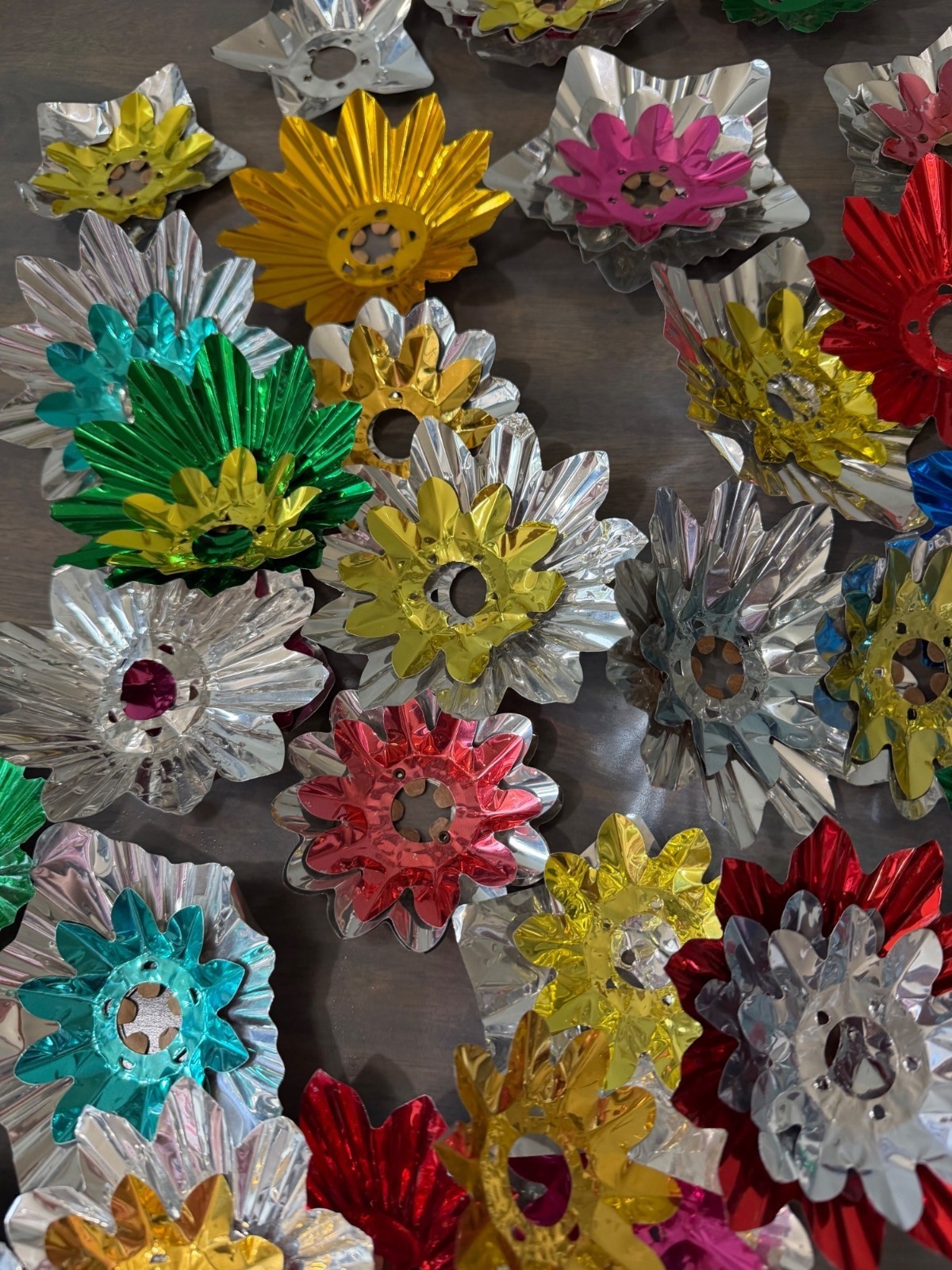 Large Lot Vintage Aluminum Foil Christmas Light Reflectors Flowers Over 100 Piec