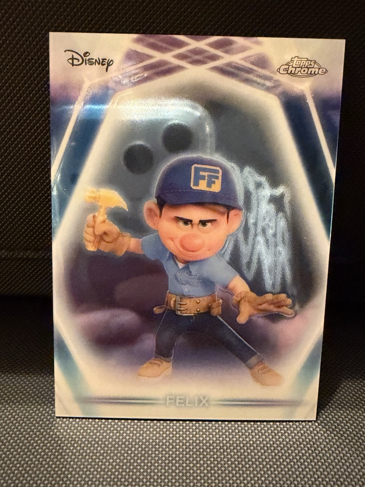 2026 Topps Disney Neon – Felix Wreck-It Ralph CNE-108 Insert