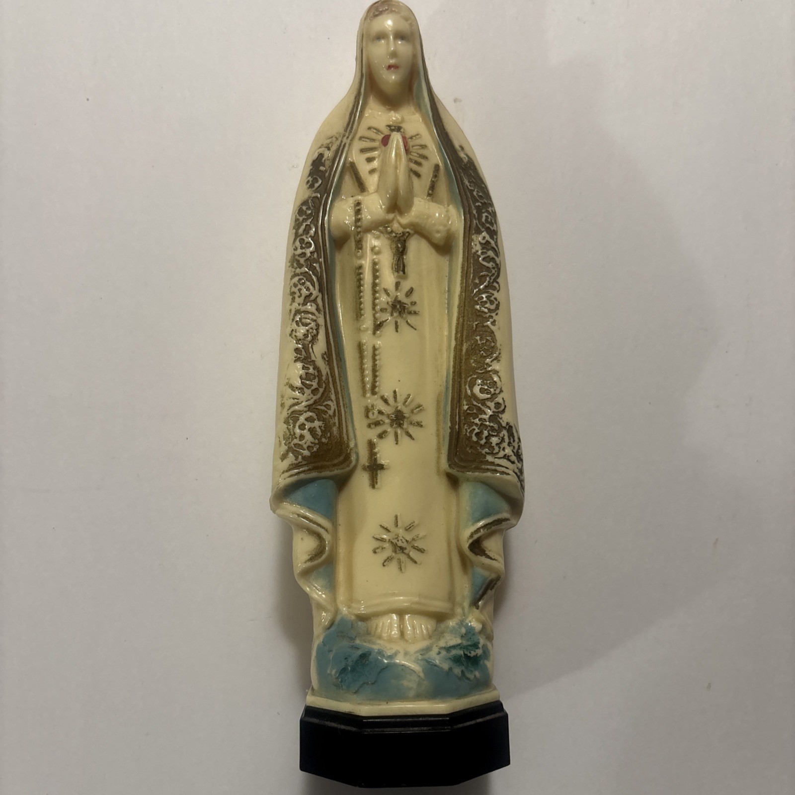 Vintage Virgin Mary Our Lady of Fatima Rosary Keeper Plastic Statue 8.25″