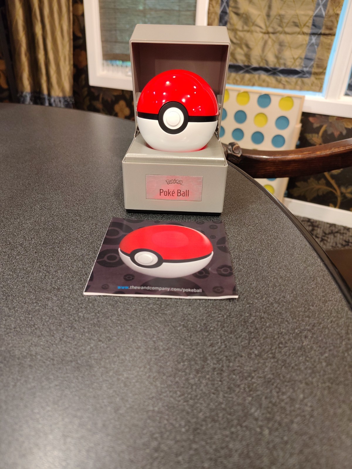 POKÉMON POKE BALL ELECTRONIC REPLICA DIE CAST THE WAND COMPANY NINTENDO NEW