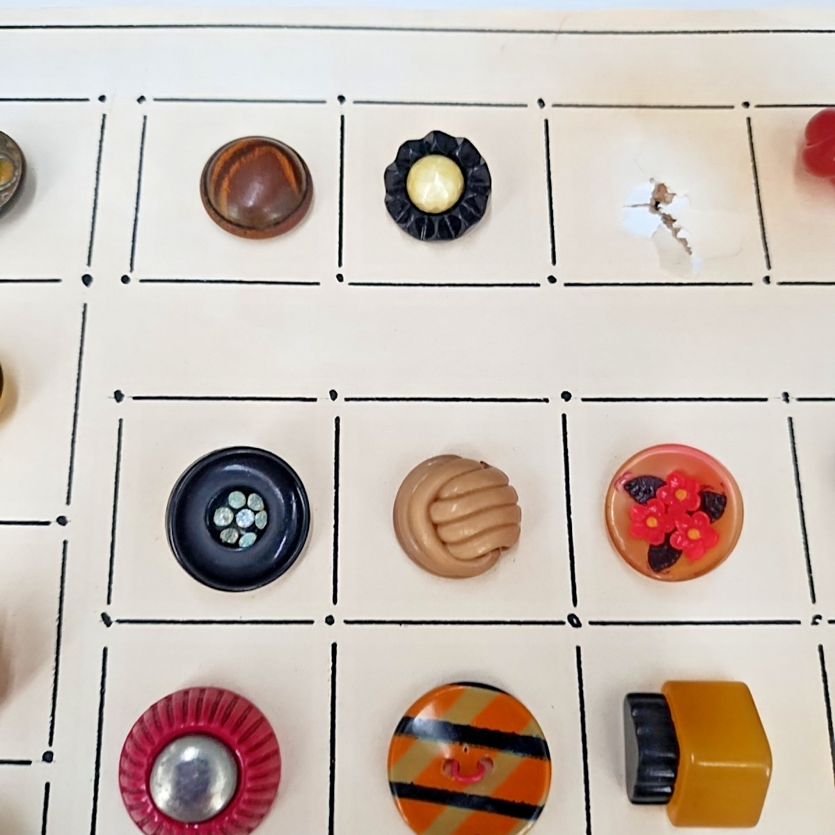 Lot of 29 Assorted Buttons Unique Shapes Plastic Celluloid Cork Metal Flower