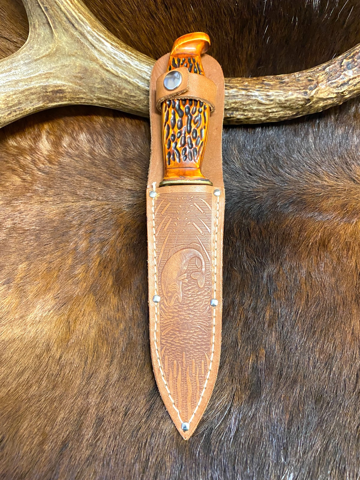 Colonial, Providence, USA. Fish Master Knife, Stainless, Leather Sheath, 9 1/8″