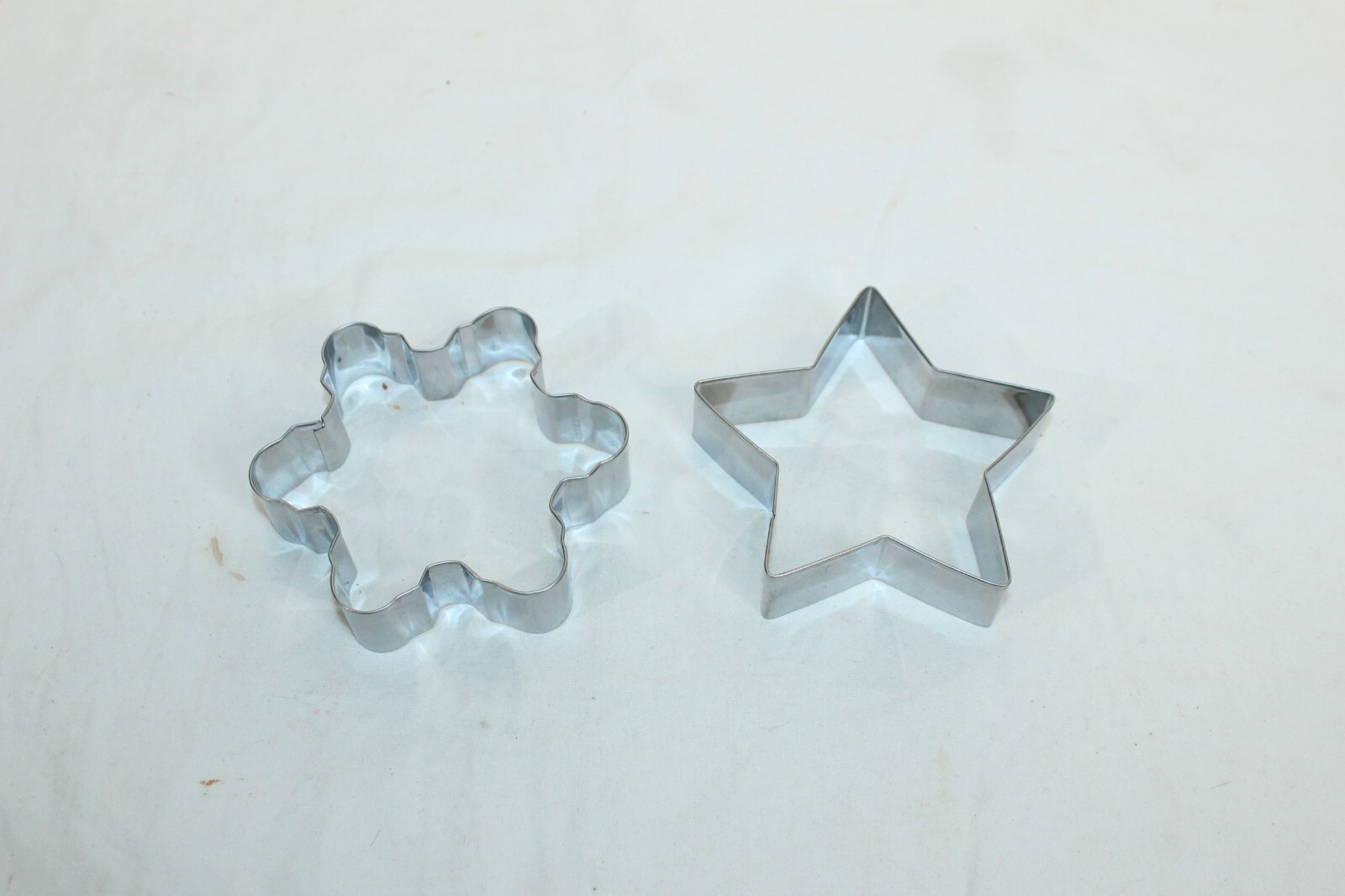 10 Piece Metal Christmas Cookie Cutters Multiple Shapes
