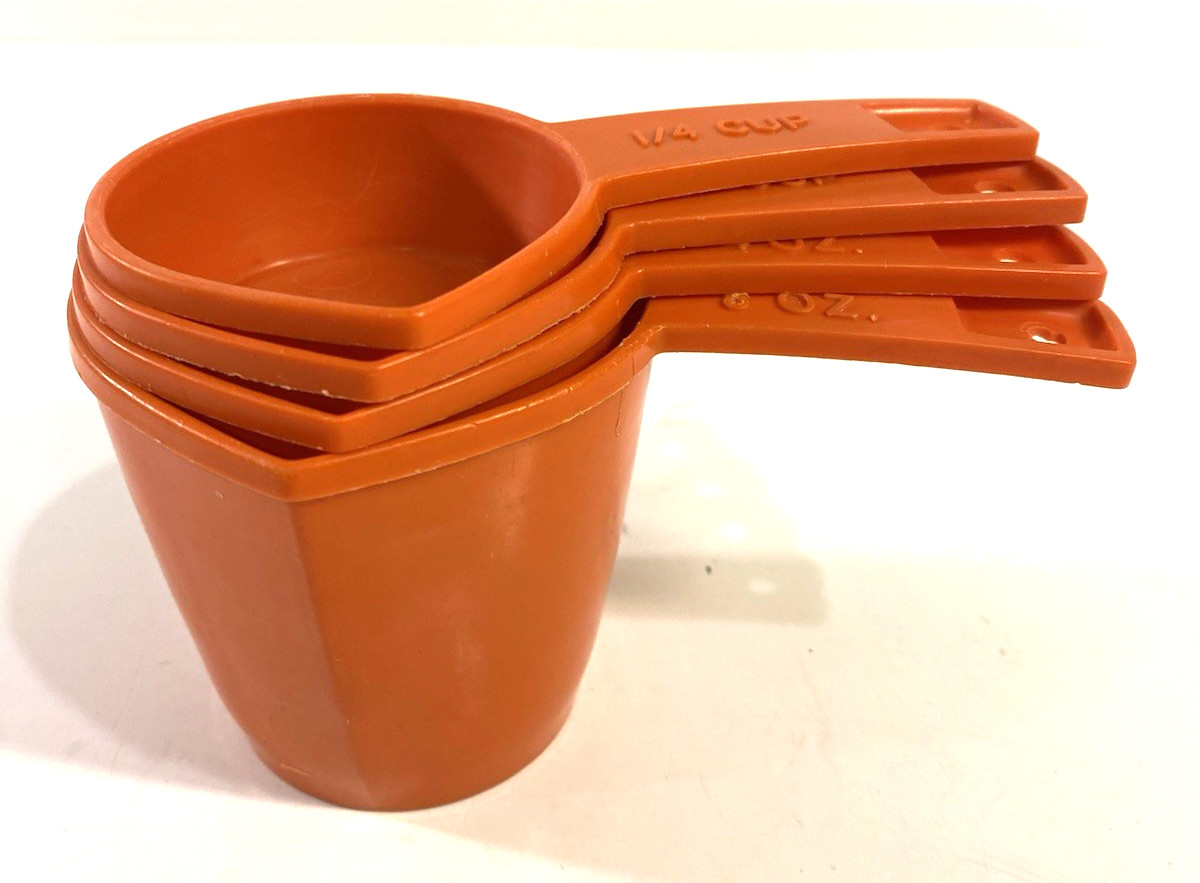 Set of 4 Vintage Orange Measuring Cups Plastic Pour Spout 1C 1/2C 1/3C 1/4C ’70s