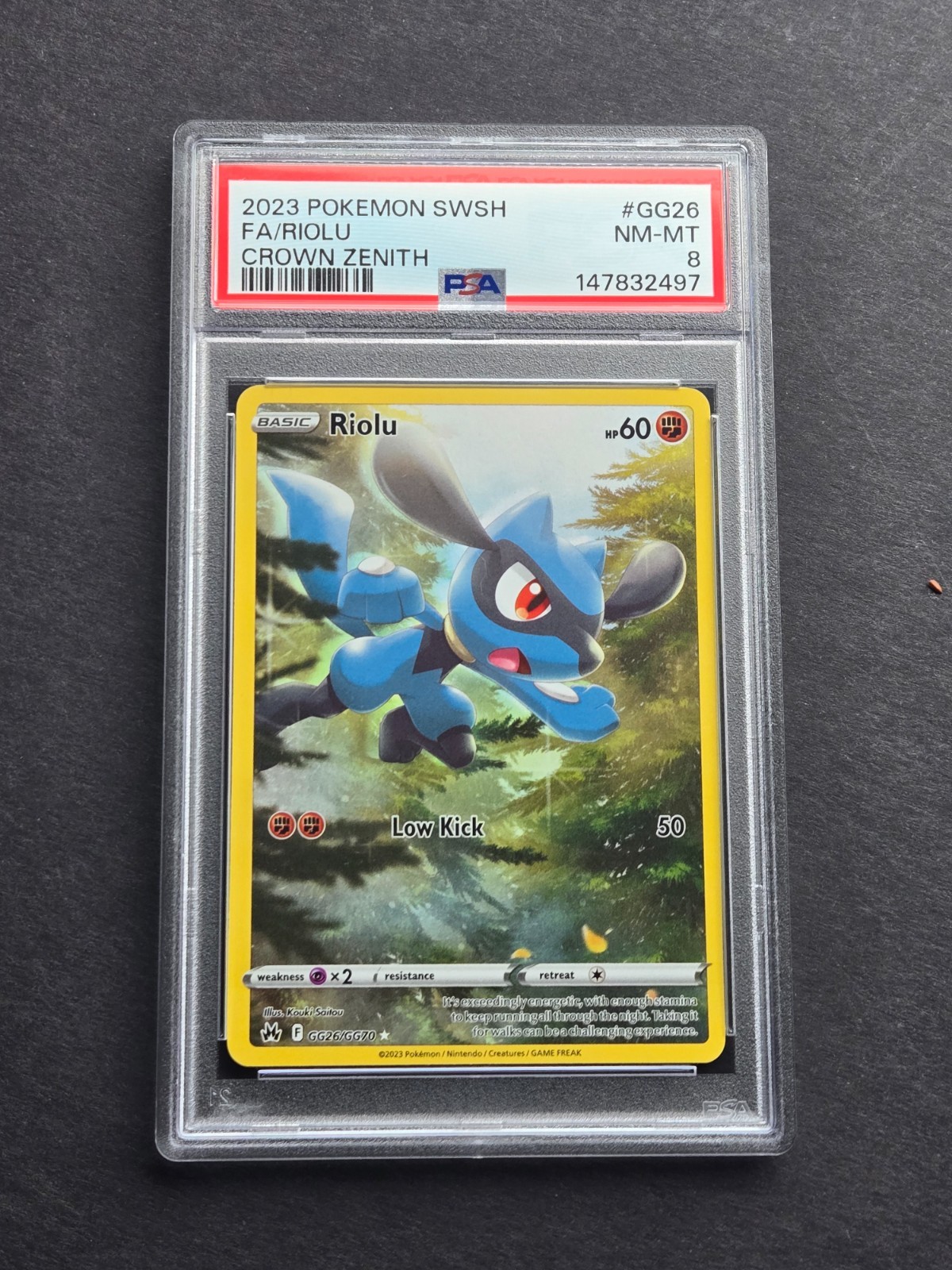 PSA 8 RIOLU GG26/GG70 – CROWN ZENITH GALARIAN GALLERY FULL ART HOLO – NM/MINT
