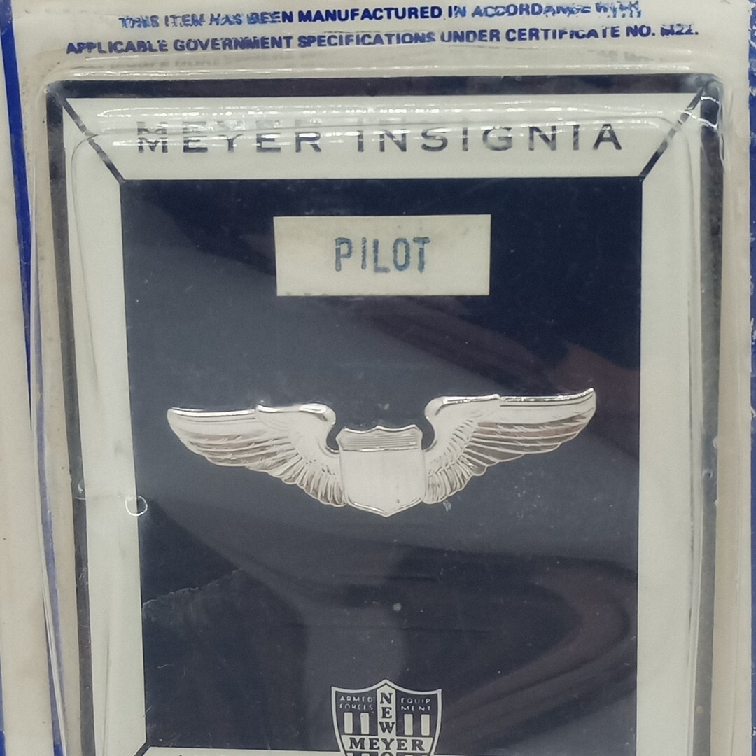 Meyer Insignia Colonel N.S. Meyer, Inc. 2″ Pin Back Sterling .925 Silver “Pilot”